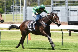 Gift of Power winning the G2 Wakeful Stakes. Photo: Race Images